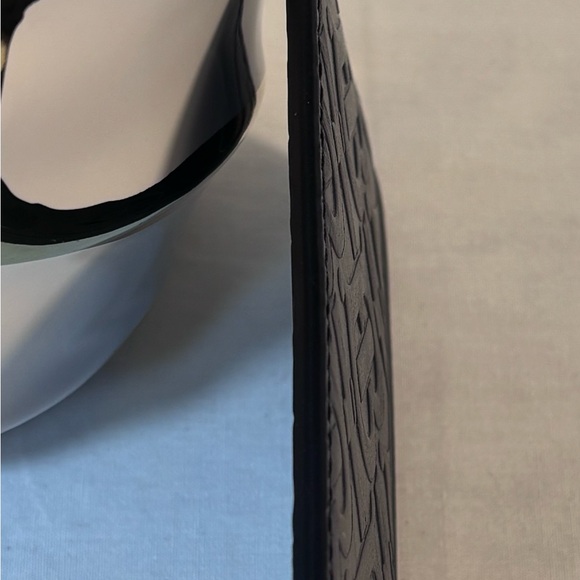 Burberry Bundle of Bag, wallet and cardholder - Picture 15 of 16